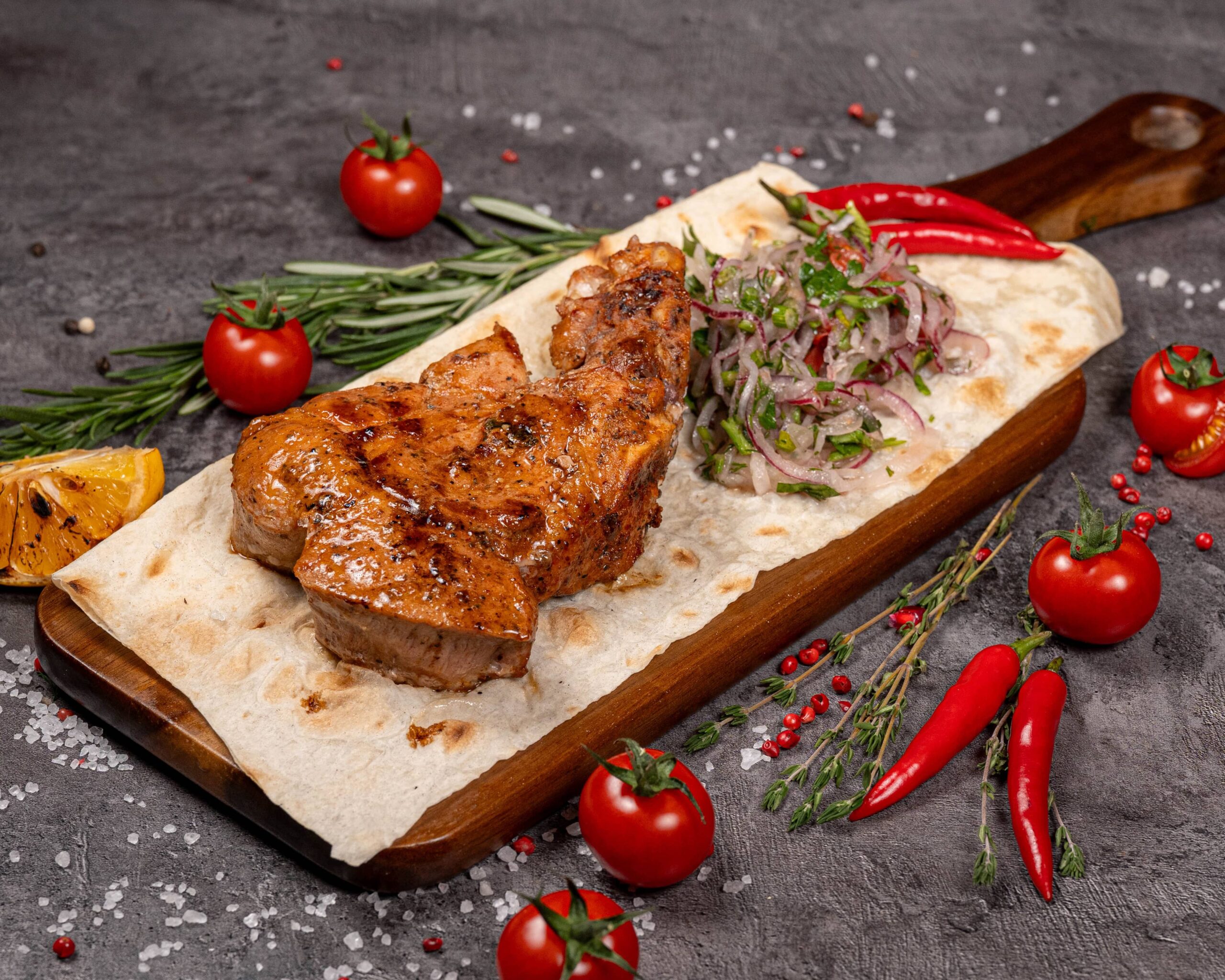 Стейк свиной на кости Стейк свиной на кости